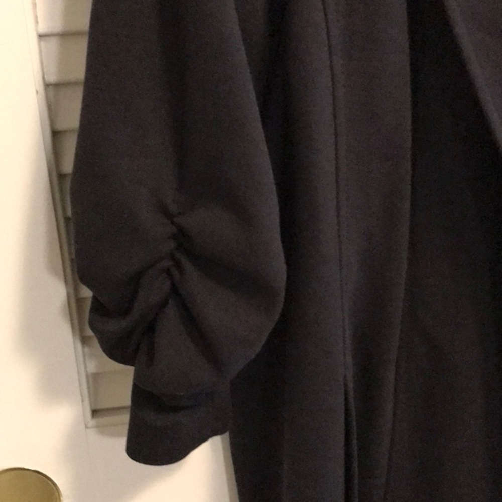 Preowned Susan Graver Women’s blazer - stretch knit, ruched sleeves, black, 2X - Picture 3 of 8